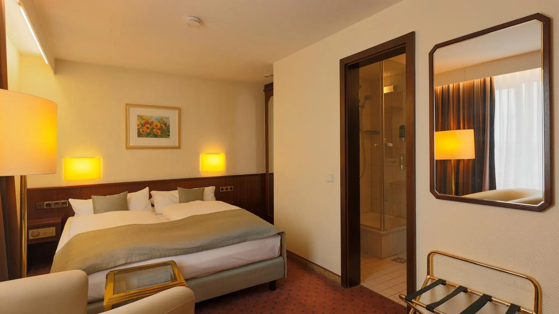 Trip Inn Hotel Esplanade, Duesseldorf 4*, 뒤셀도르프 독일