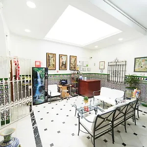 Gala Sevilla