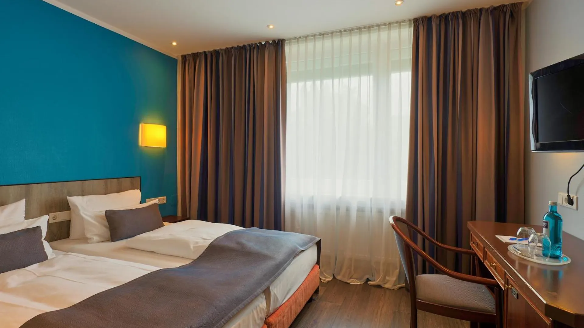 ****  Trip Inn Hotel Esplanade, Duesseldorf Germany