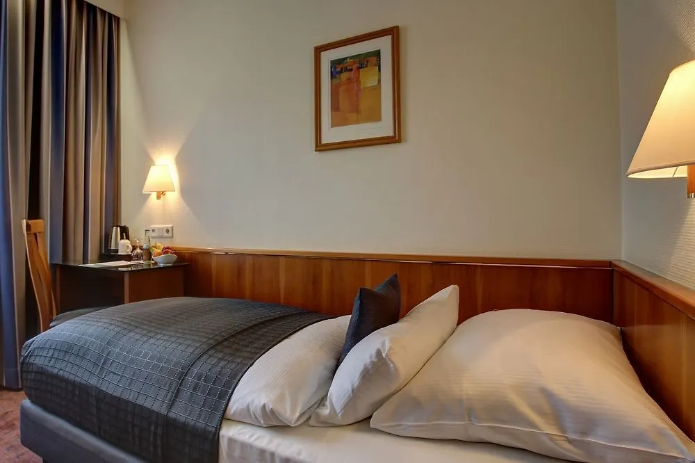 Trip Inn Hotel Esplanade, Duesseldorf